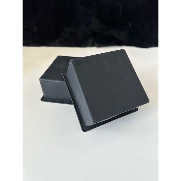 Ice Cube Trays Silicone, Square X-Large  Cocktails & Bourbon -Easy Release set/2 - Picture 3 of 5